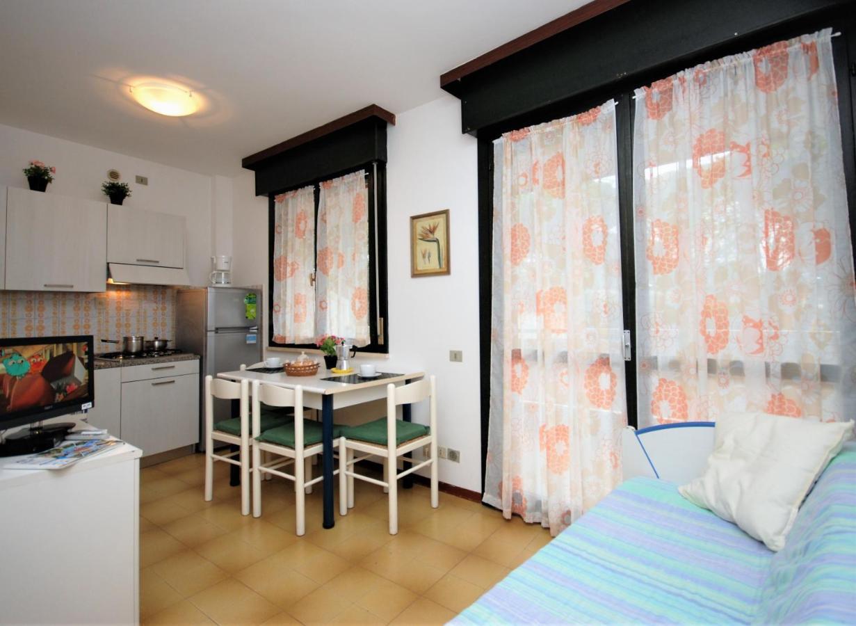 Residenza La Meridiana Lignano Sabbiadoro Buitenkant foto