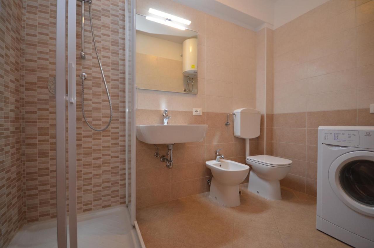 Residenza La Meridiana Lignano Sabbiadoro Buitenkant foto